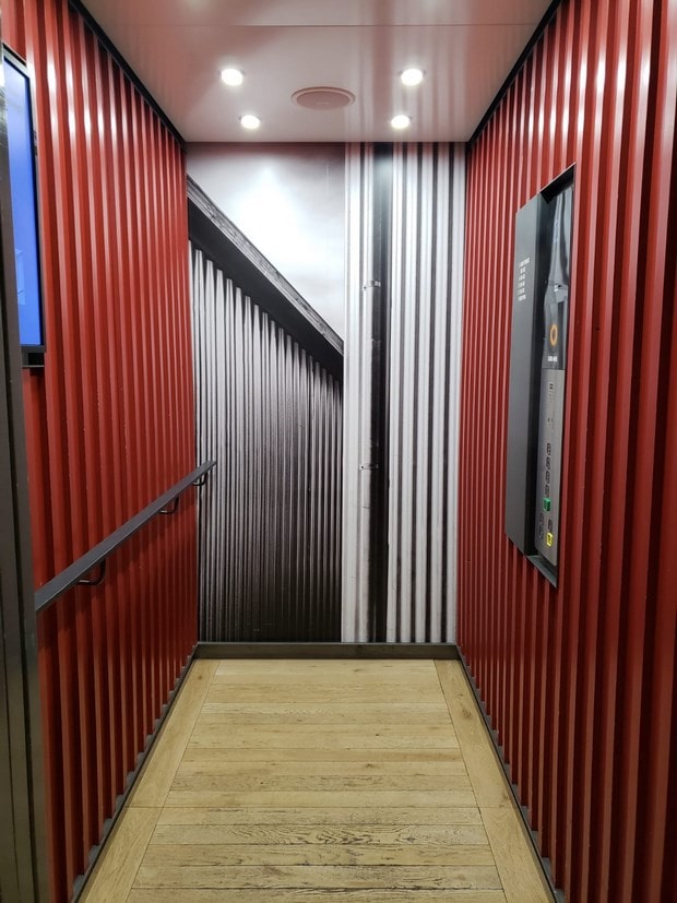雷克雅未克希尔顿卡诺皮酒店