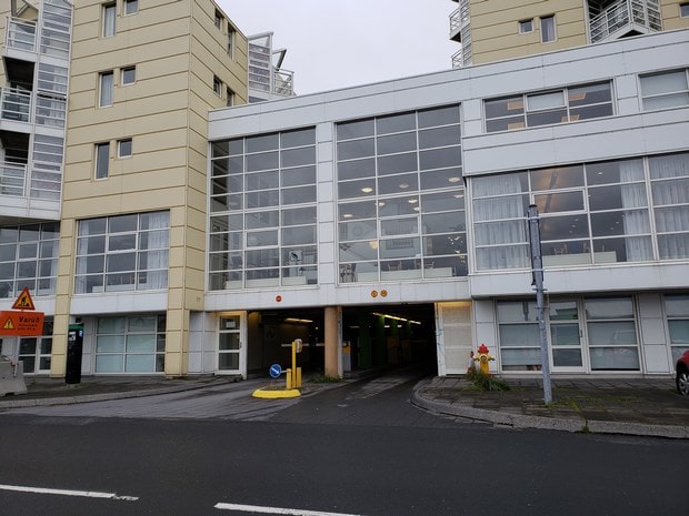 雷克雅未克公寓酒店