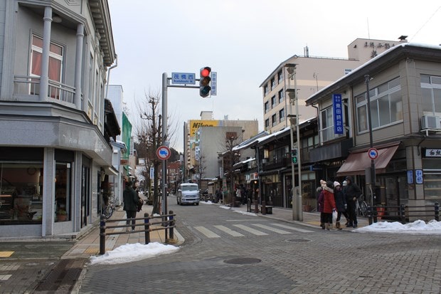 邻近白川乡的高山市