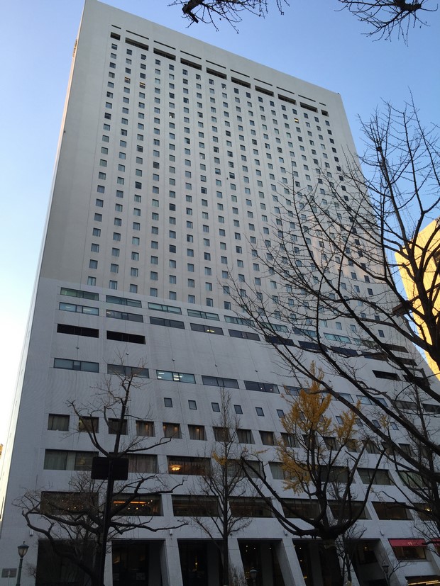 大阪日航酒店外观