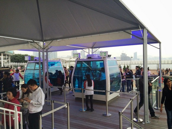 香港中环摩天轮_车厢