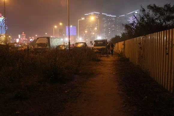 Walking from Macau Tower to Macau Firecracker and Firework Zone