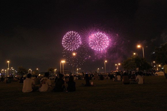 IMG_1530 Watching fireworks near Macau Tower