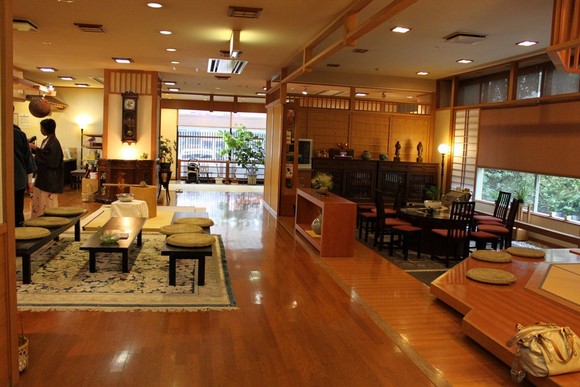 Tamanoyu-Lobby Hokkaido Road Trip Day 2 Accommodation_Tamanoyu-Lobby
