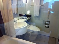 Holiday Inn Osaka Namba Room_Pic23