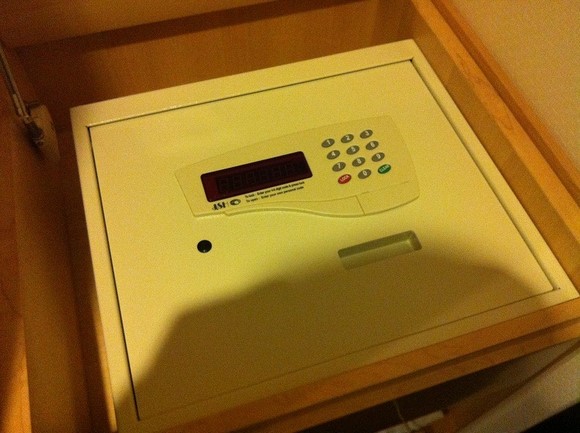 Holiday Inn Osaka Namba Room_Pic35