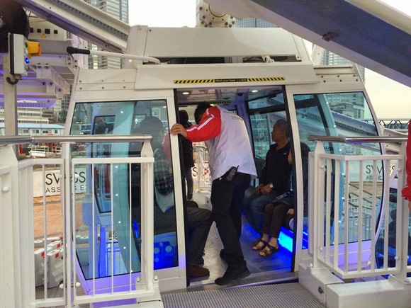 Hong Kong Ferris Wheel Private Cabin