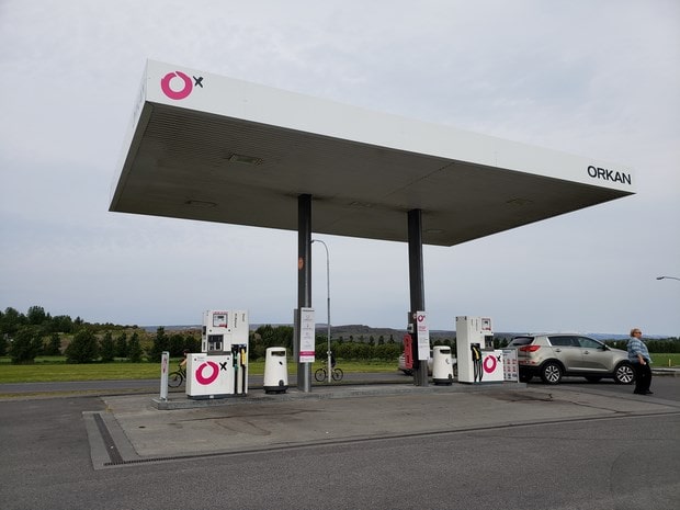 アイスランドレンタカー旅行