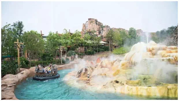 上海ディズニーランド必乗り_ロアリング・マウンテン・ラフティング