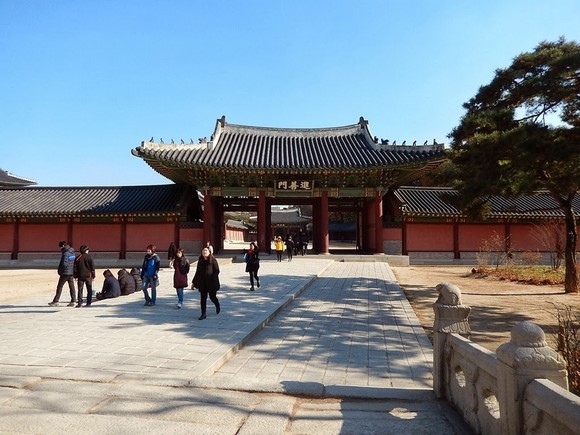 창덕궁 입구