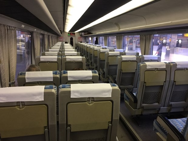 รถไฟด่วนพิเศษ ひだ