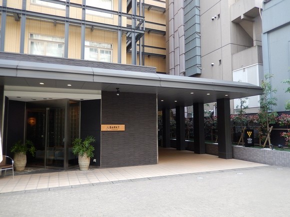 Hotel Vista Grande Osaka 側門_Pic01