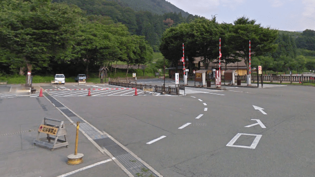 せせらぎ公園駐車場