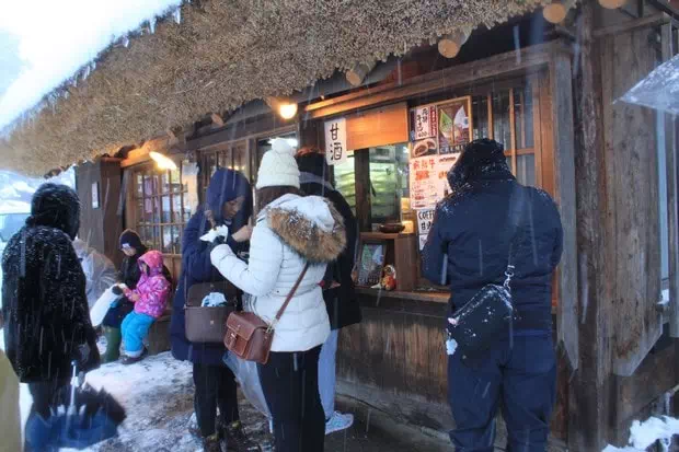 白川綁小食店