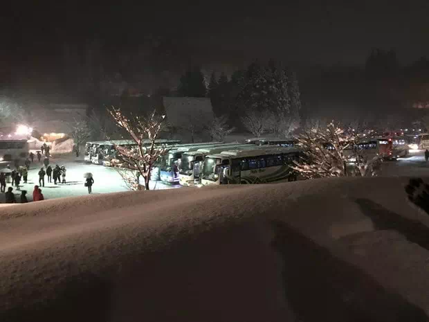 合掌村點燈停車場
