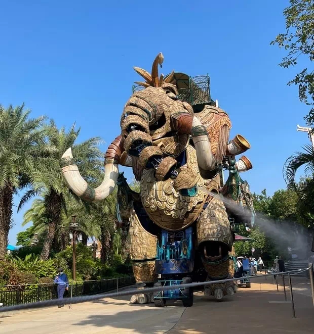 珠海長隆海洋王國超級猛獁大巡遊