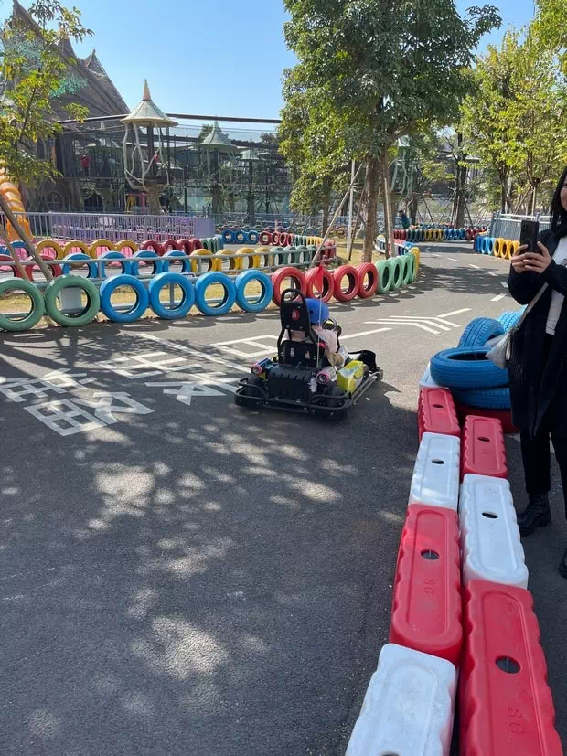 中山奇遇時光樂園卡丁車